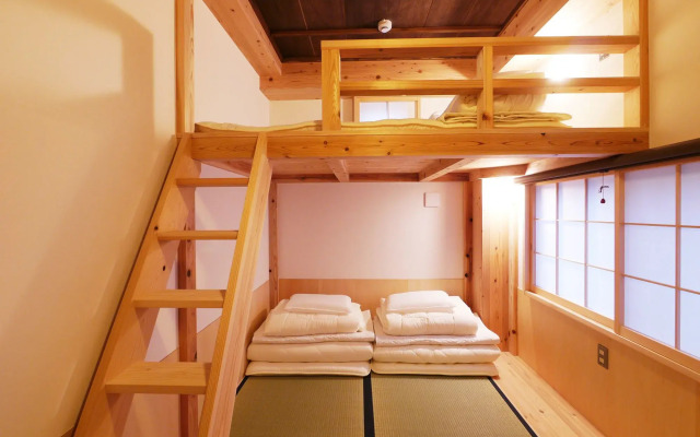 Poly Hostel 2 Namba