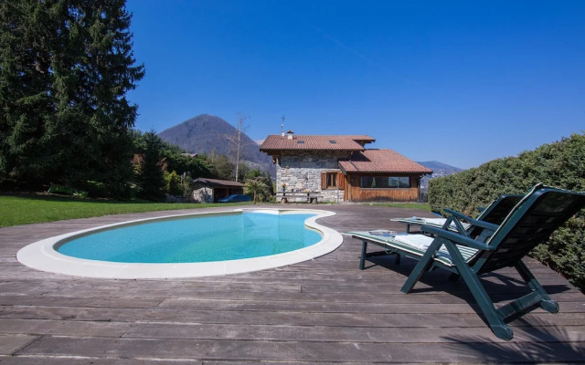 Villa Victoria in Macchero