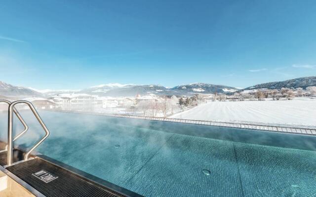 Falkensteiner Hotel Kronplatz - The Leading Hotels of the World
