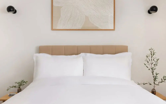 Yvette Hotel Porte de Versailles, Sonder by Marriott Bonvoy