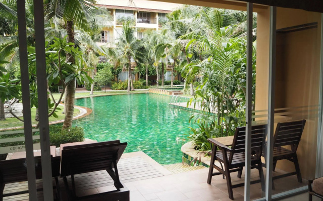 Villa Thongbura