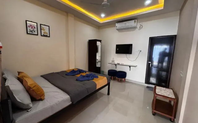 The Gulmohar Inn