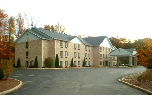 Baymont Inn & Suites New Buffalo