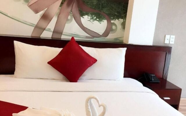 The Carnation Hotel Da Nang