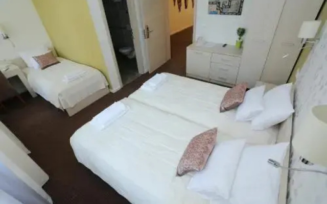 Bed And Breakfast Grad