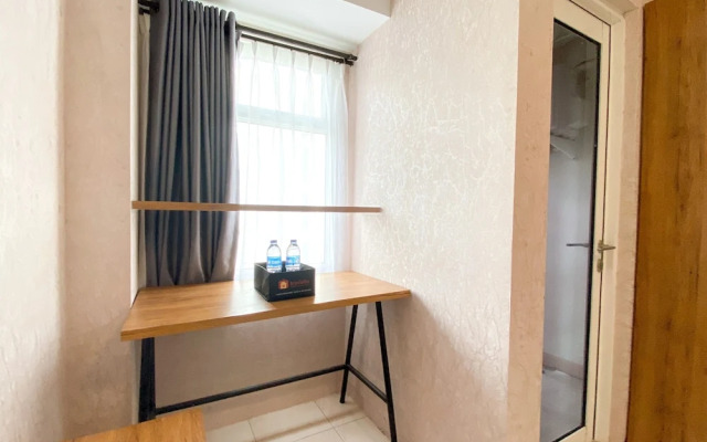 Fully Furnished Studio Springlake Summarecon Bekasi Apartment Near Mall