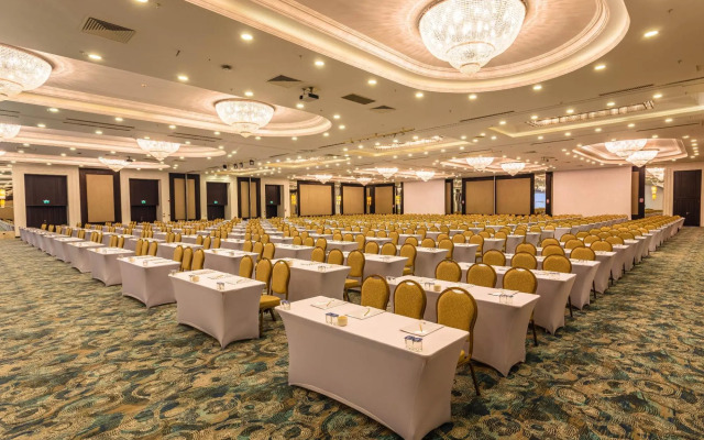 Vertia Luxury Resort