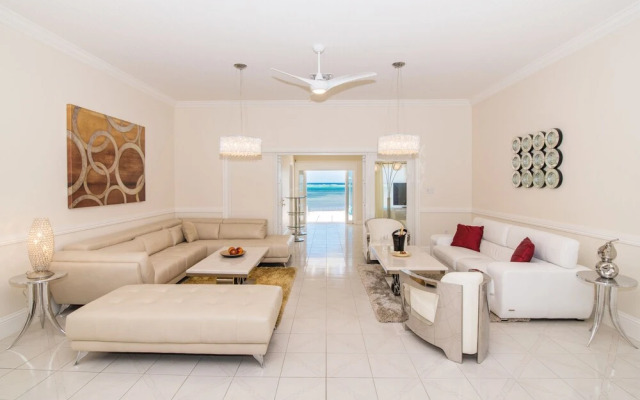 Sprat Bay Luxury Villa