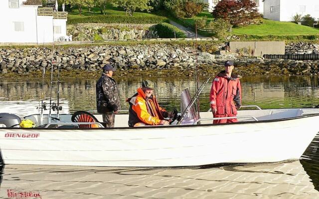 4 Person Holiday Home In Sørbøvag