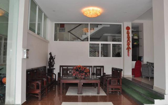 Golden Star Hotel