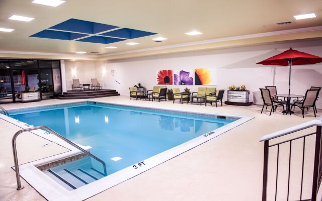 Bella Vista Hotel & Suites