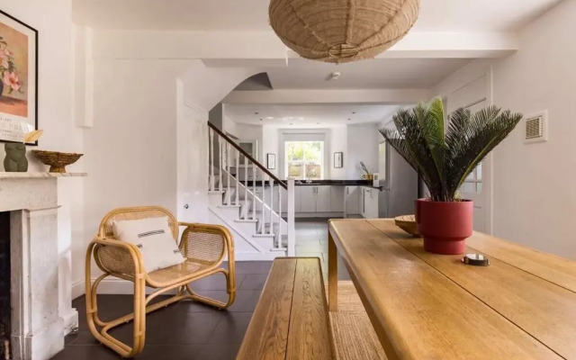 The Hackney Secret - Stylish 2bdr House With Garden, London