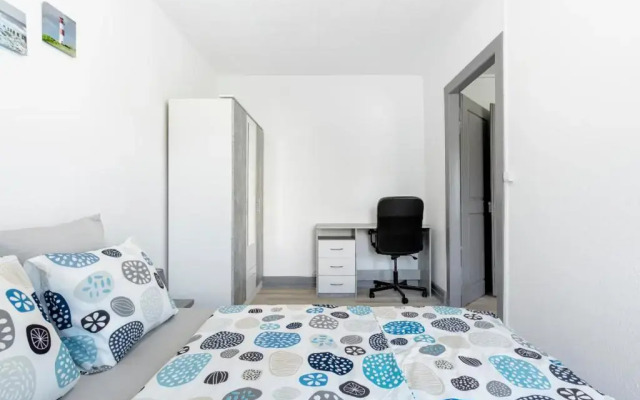 Comfort Stay Basel Airport 1B46