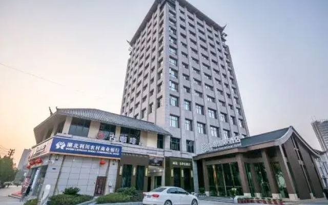 Peninsula International Hotel