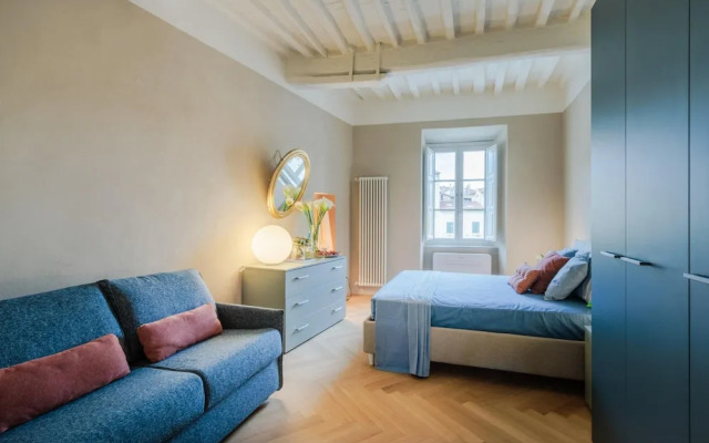 Casa Pino in Lucca With 2 Bedrooms and 2 Bathrooms