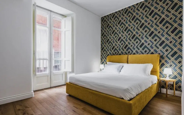Upscale Urban Apartment by Wonderful Italy