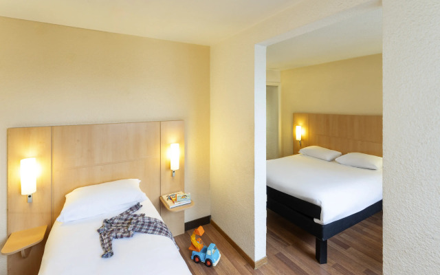 ibis Paris 17 Clichy-Batignolles