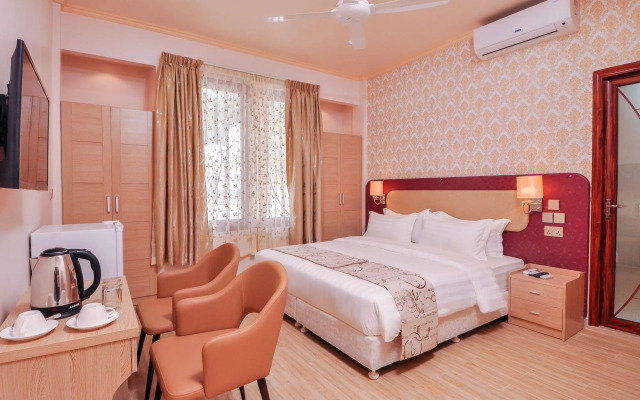 Sunrise Beach and Spa Hotel