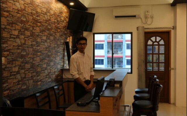 Wayfarer's Rest - Chinatown