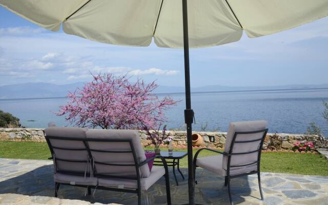 Athena Charming apt with stunning view