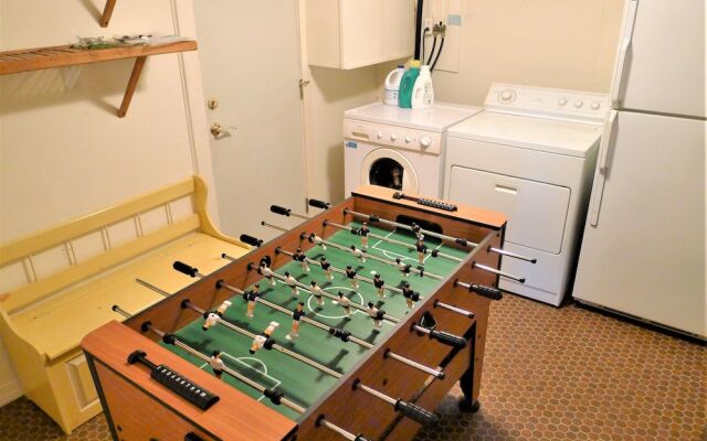 563 Pleasant Lake - 4 Bedroom House