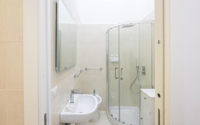 Miracoli 60 in Naples