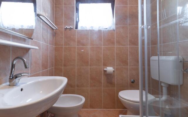 Tiho - 10M From The Beach - A2 1. Kat(4)