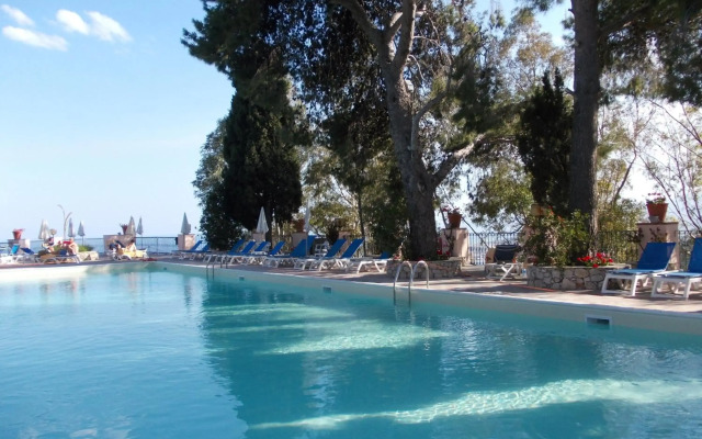 Excelsior Palace Hotel