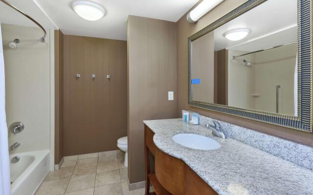 Hampton Inn & Suites Grand Rapids-Airport 28th St