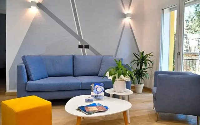 0.8 Guest House