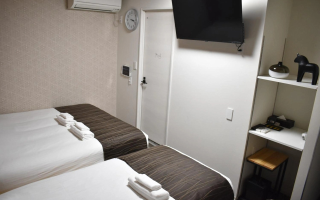 Shinsaibashi House – Guest Rooms – Osaka