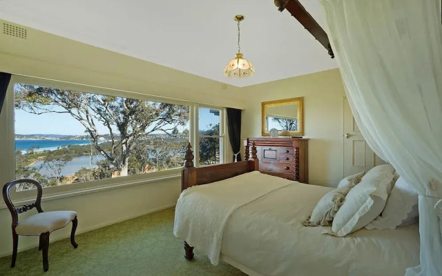 Char-ree-leera Luxury Retreat