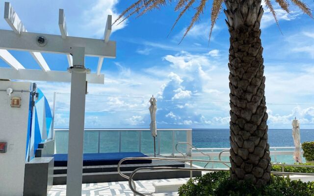 OneLuxStay at W Residences