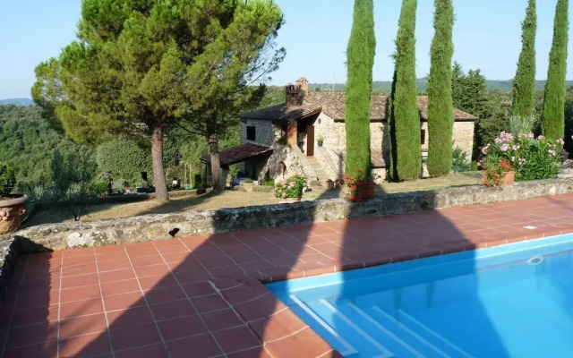 Luxury Privacy in the Heart of Tuscany