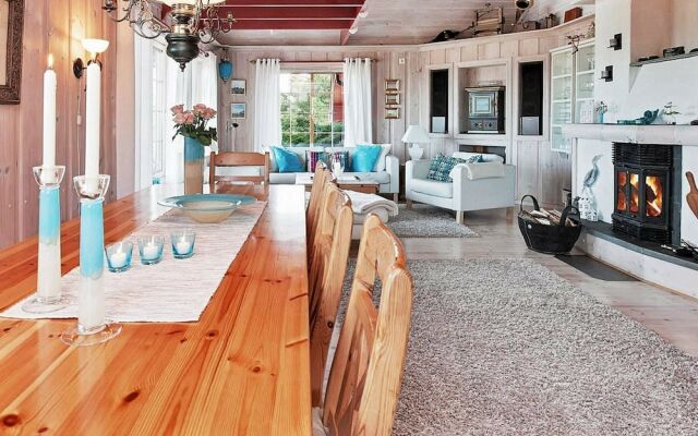 Holiday Home in Lysøysundet