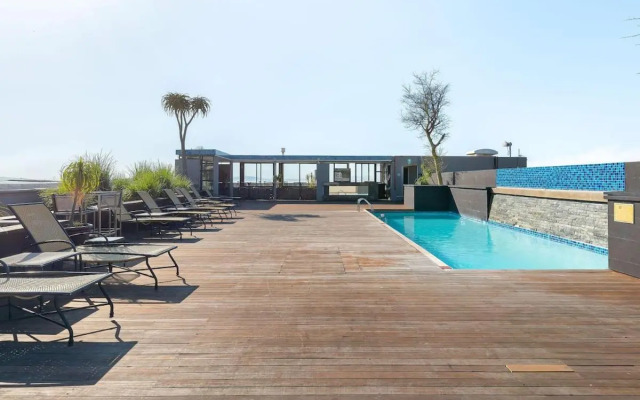 705 Cape Royale Luxury Apartment