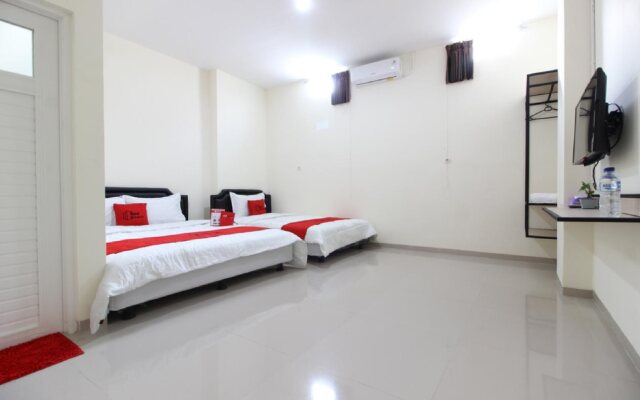 RedDoorz Near Malioboro Mall 2