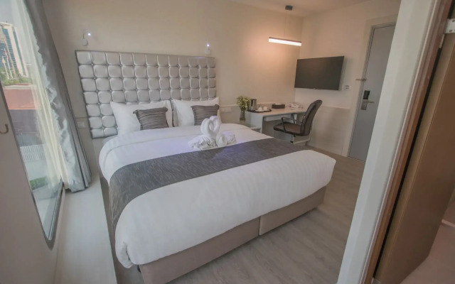 Justice Hotel