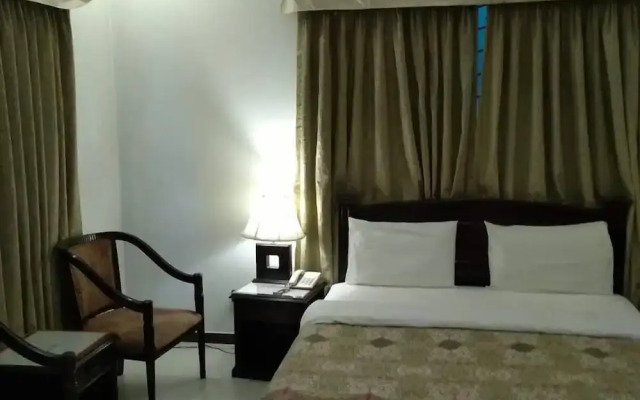 Elite Lodge Guest House
