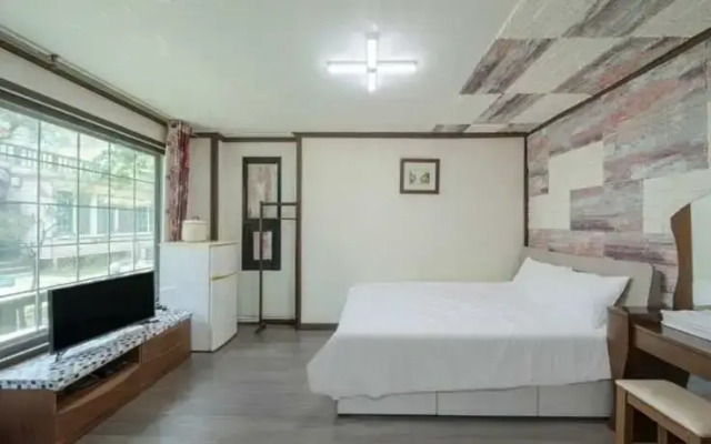 Pocheon Sanjeong Resort