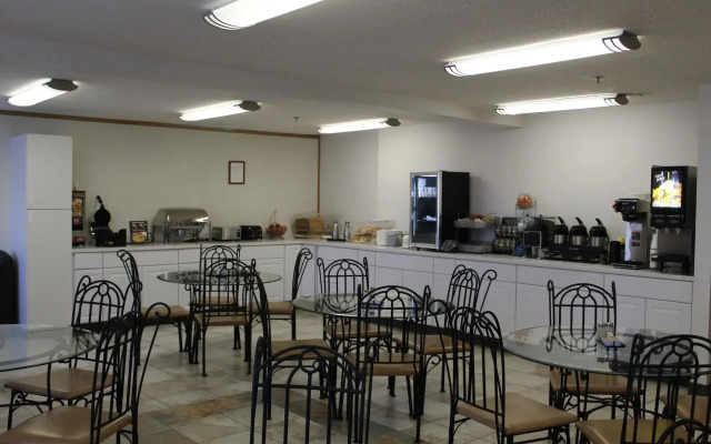 Red Lion Inn & Suites Ontario