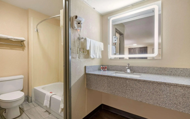 Econo Lodge Augusta, Downtown
