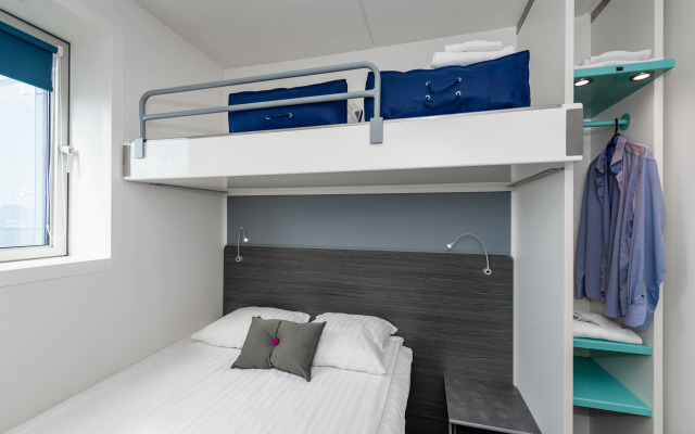 CABINN Metro Hotel