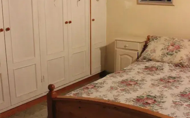 Beautiful 2-bed Bungalow in Parque Holandés