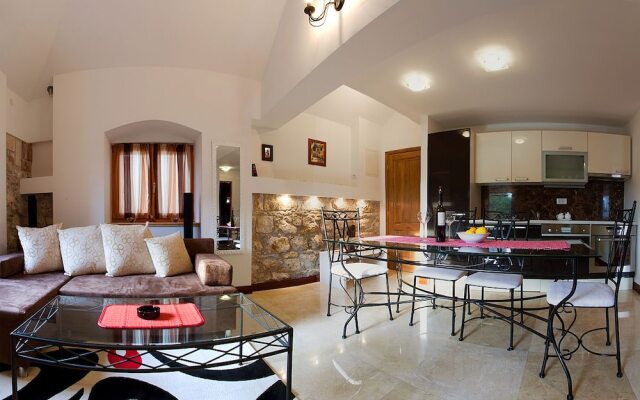 Dalmatian Apartments