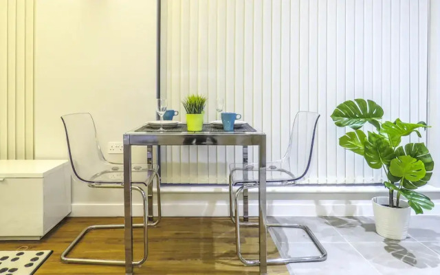 Tudors eSuites Birmingham Apartments Jewellery Quarter