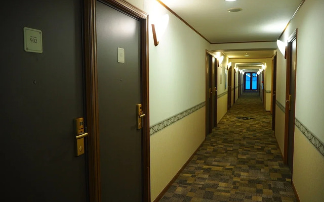 Toyoko Inn Osaka Semba Higashi