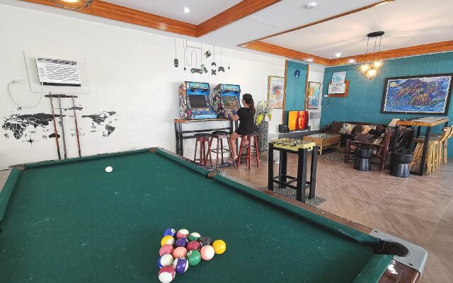 Pescadores Seaview Suites Moalboal