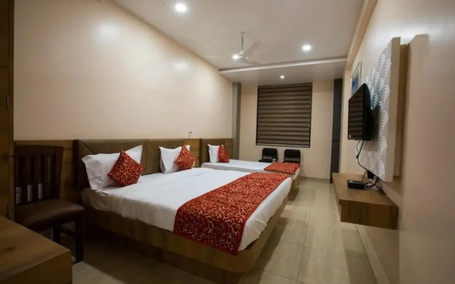 Hotel Balaji Palace