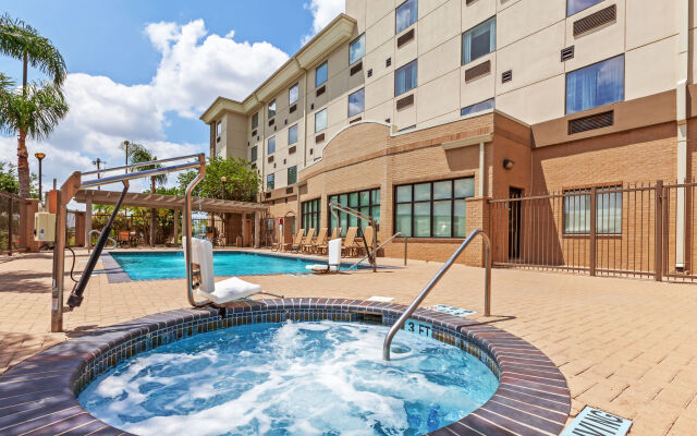 Holiday Inn Express Hotel & Suites Pharr by IHG